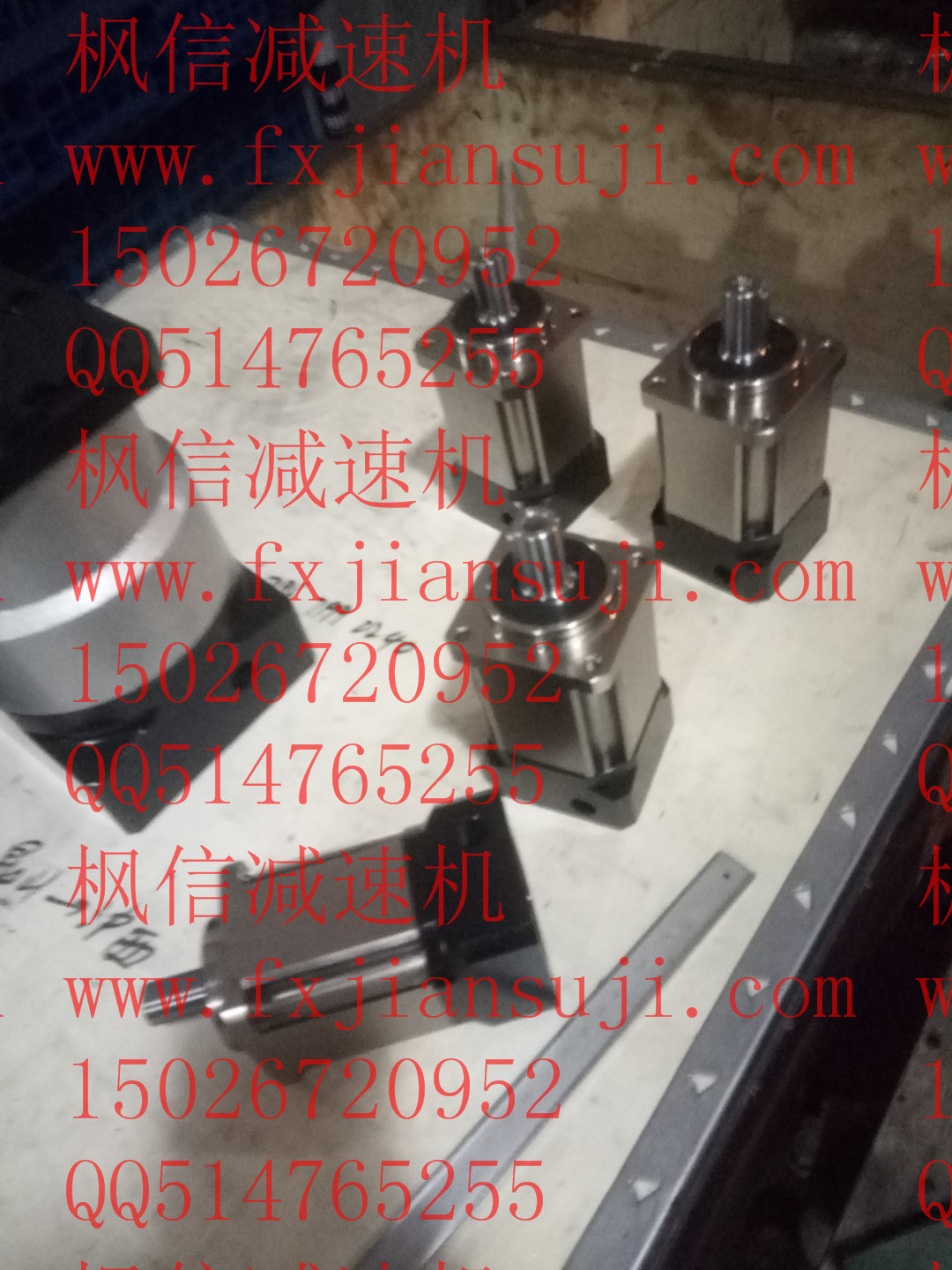 山東濱州市鄒平縣單級蝸桿減速器cad裝配圖伺服電機步進電機區別